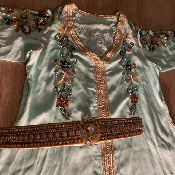 Sparkly mint Moroccan caftan dress - Picture 1 of 3